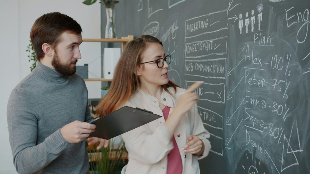 Student engagement activities with English Teaching Assistant Spain